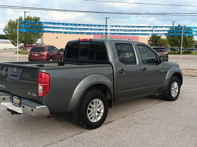 Nissan Frontier Vehicle Full-screen Gallery Image 03