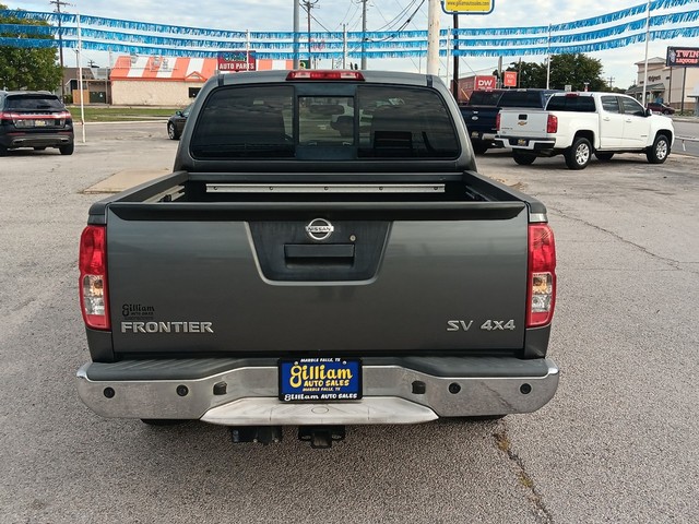 Nissan Frontier Vehicle Full-screen Gallery Image 04