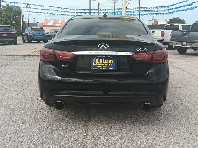 INFINITI Q50 Vehicle Full-screen Gallery Image 04