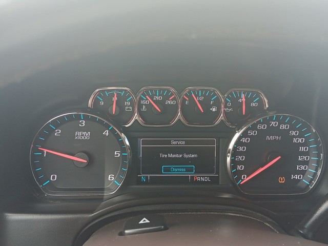 GMC Yukon Vehicle Full-screen Gallery Image 18