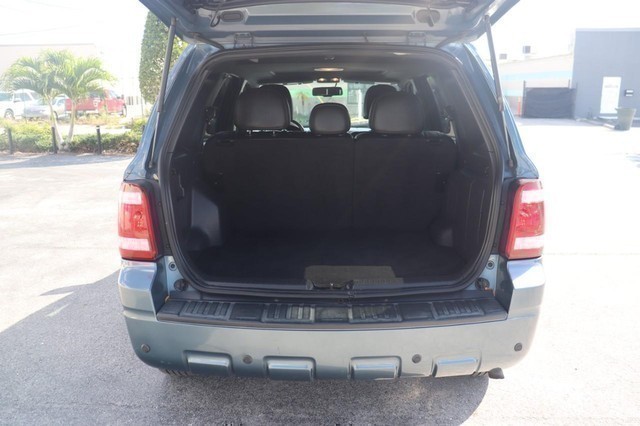 Ford Escape Vehicle Image 17