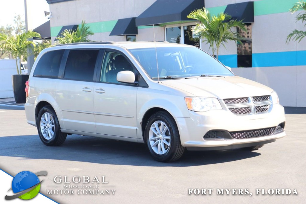 2014 Dodge Grand Caravan SXT photo