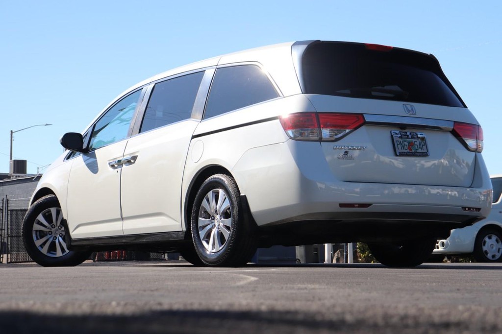 Honda Odyssey Vehicle Full-screen Gallery Image 26