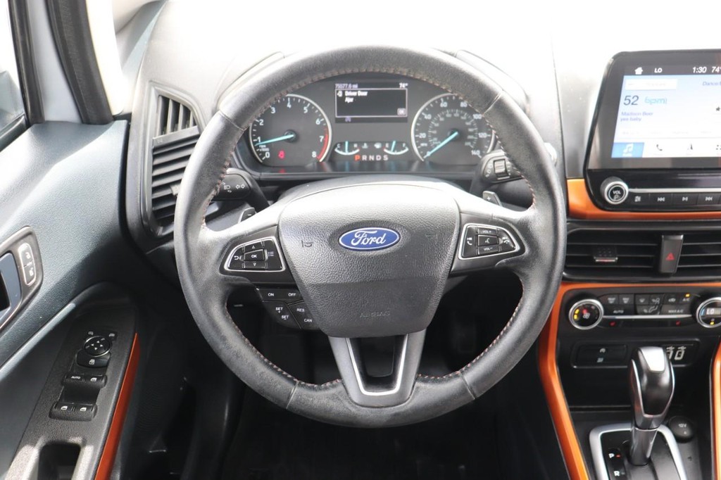 Ford EcoSport Vehicle Full-screen Gallery Image 24