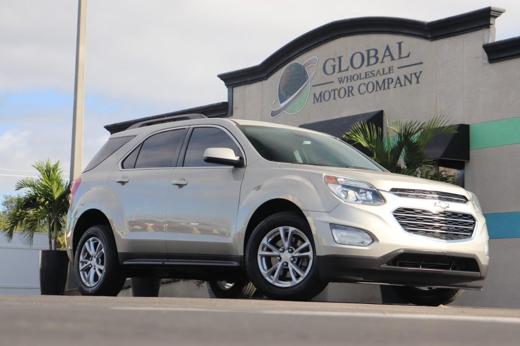 Chevrolet Equinox Vehicle Full-screen Gallery Image 26