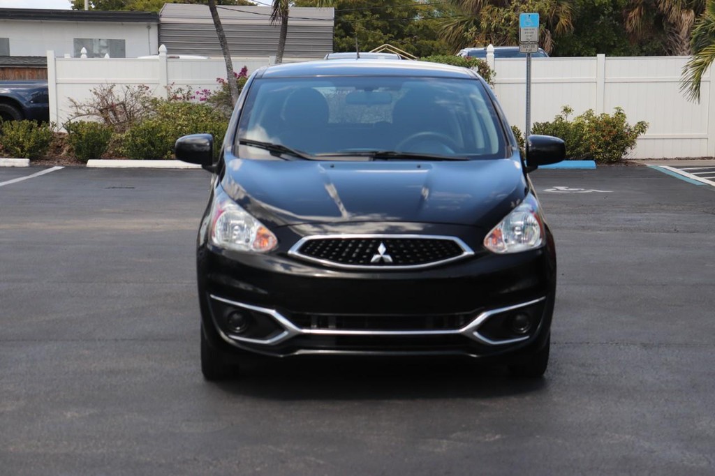 Mitsubishi Mirage Vehicle Full-screen Gallery Image 02