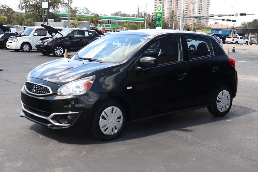 Mitsubishi Mirage Vehicle Full-screen Gallery Image 03