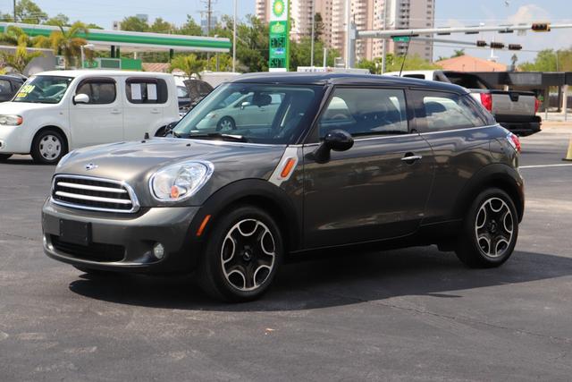 MINI Cooper Paceman Vehicle Full-screen Gallery Image 03