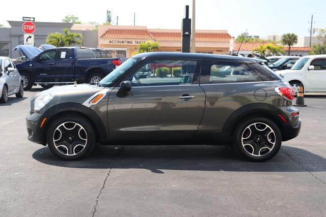 MINI Cooper Paceman Vehicle Full-screen Gallery Image 04