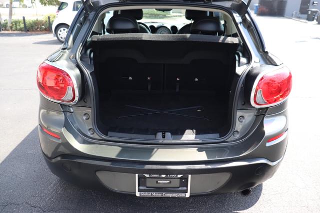 MINI Cooper Paceman Vehicle Full-screen Gallery Image 13