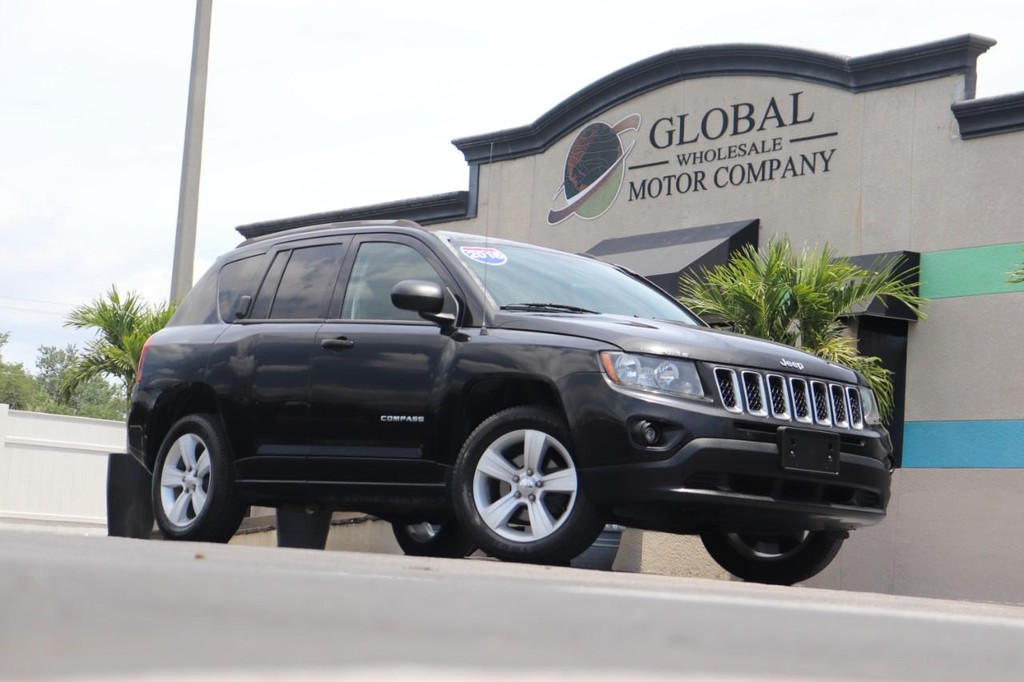 Jeep Compass Vehicle Full-screen Gallery Image 26