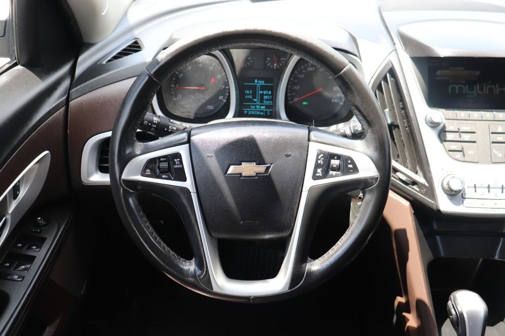 Chevrolet Equinox Vehicle Full-screen Gallery Image 23