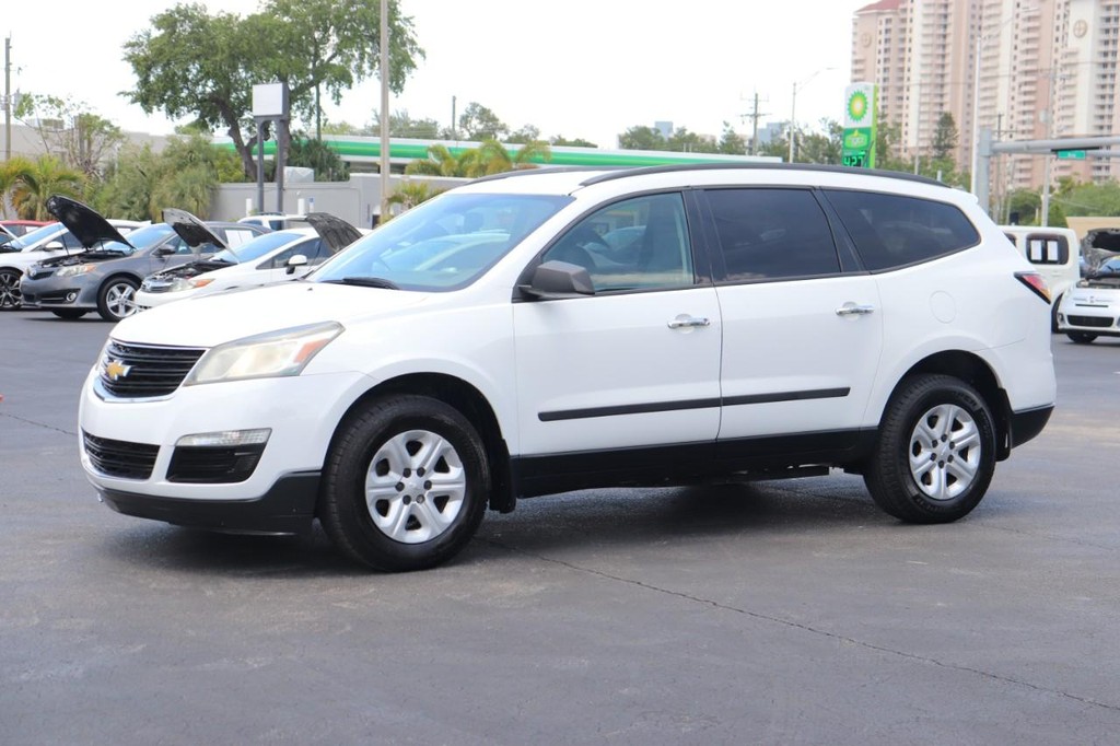 Chevrolet Traverse Vehicle Full-screen Gallery Image 03