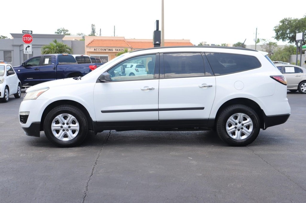 Chevrolet Traverse Vehicle Full-screen Gallery Image 04