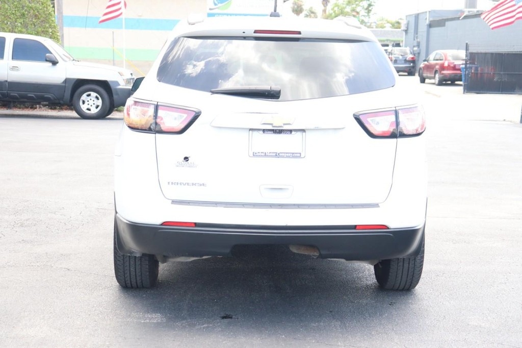 Chevrolet Traverse Vehicle Full-screen Gallery Image 07
