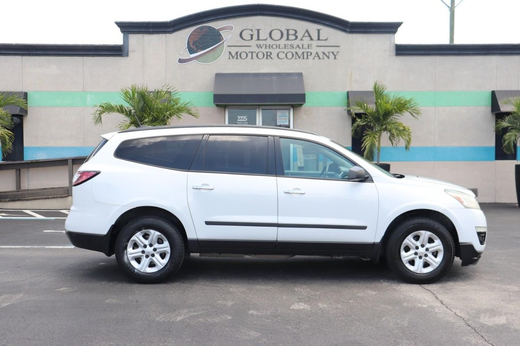 Chevrolet Traverse Vehicle Full-screen Gallery Image 09