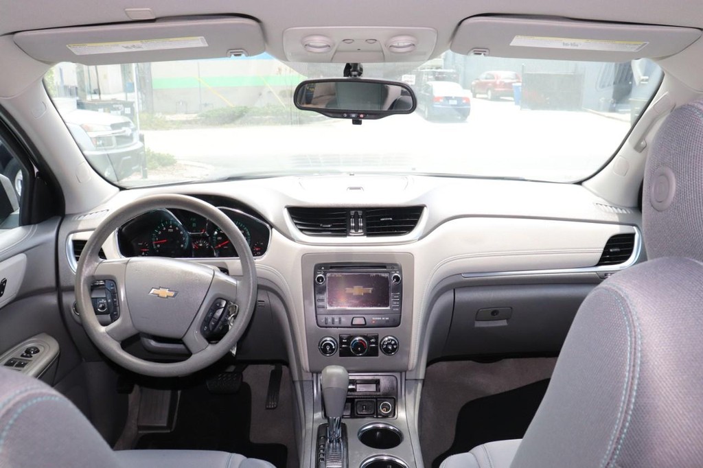 Chevrolet Traverse Vehicle Full-screen Gallery Image 26