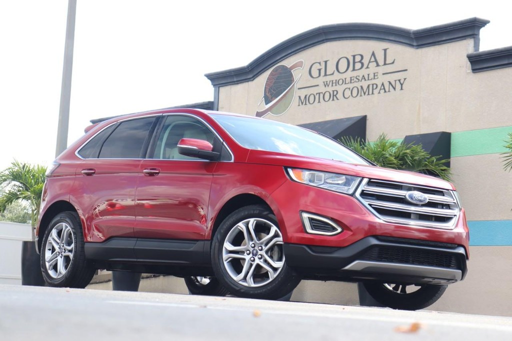 Ford Edge Vehicle Full-screen Gallery Image 26
