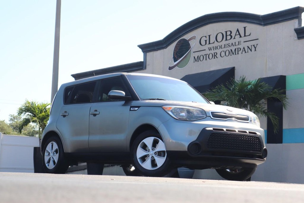 Kia Soul Vehicle Full-screen Gallery Image 26