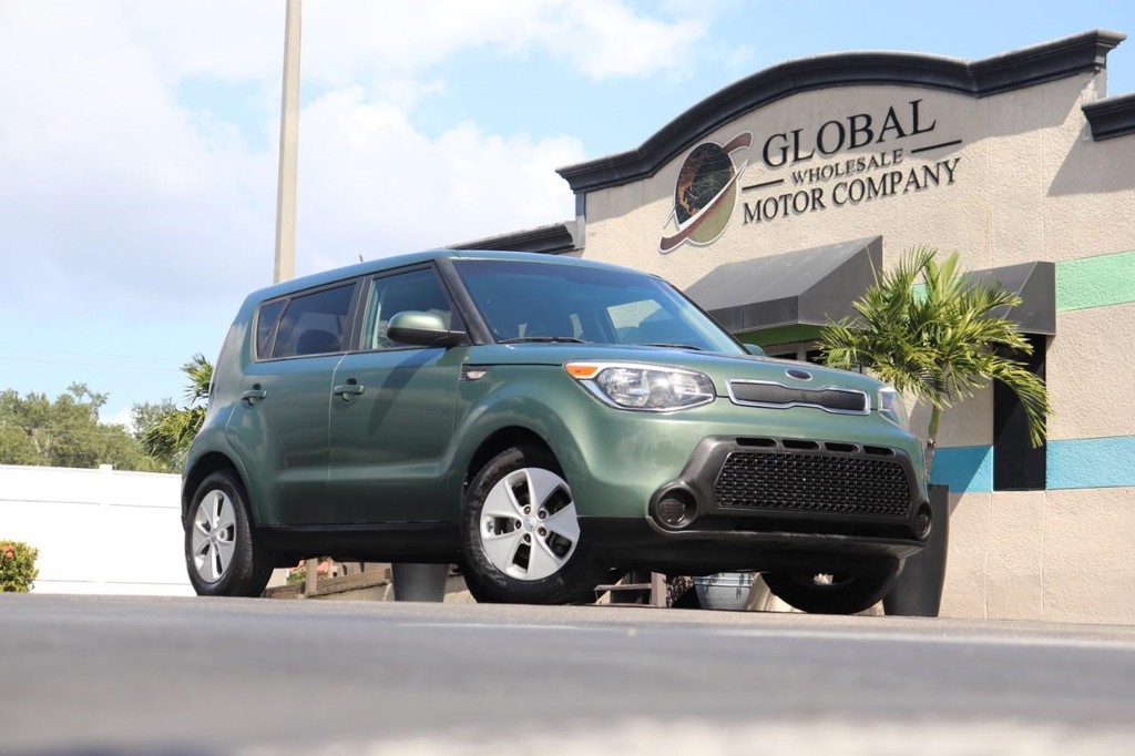 Kia Soul Vehicle Full-screen Gallery Image 26