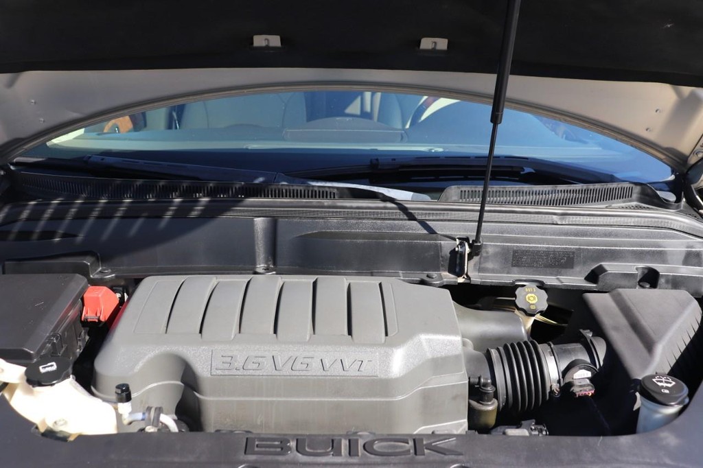 Buick Enclave Vehicle Full-screen Gallery Image 10