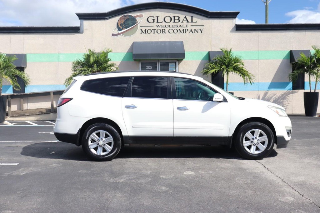 Chevrolet Traverse Vehicle Full-screen Gallery Image 09