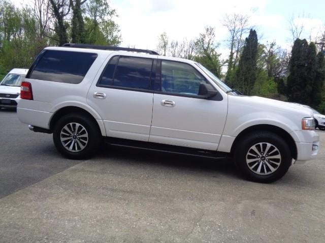 2017 Ford Expedition 4x2 photo