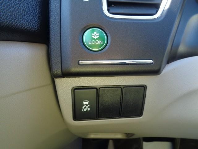 2015 Honda Civic Sedan LX image 12