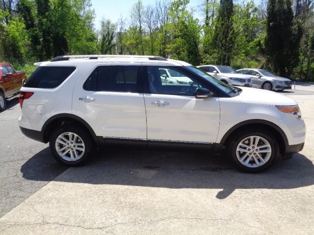 2014 Ford Explorer XLT image 04