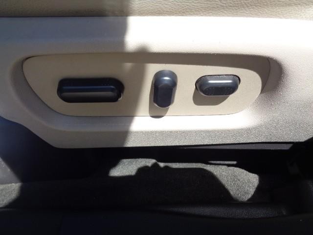 2014 Ford Explorer XLT image 09