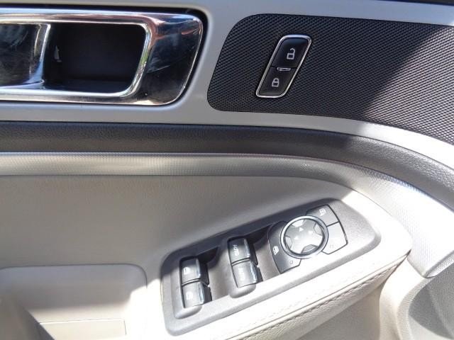 2014 Ford Explorer XLT image 10