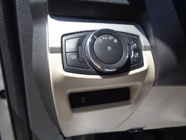 2014 Ford Explorer XLT image 11