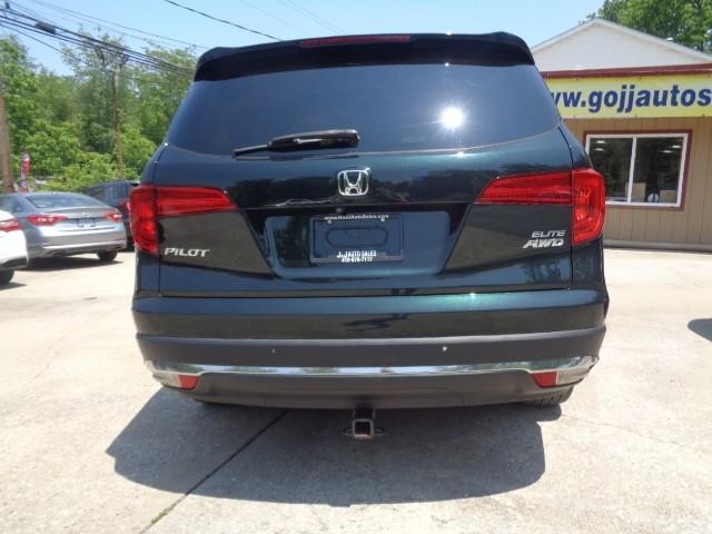 2016 Honda Pilot Elite image 02