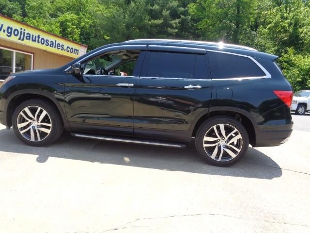 2016 Honda Pilot Elite image 03