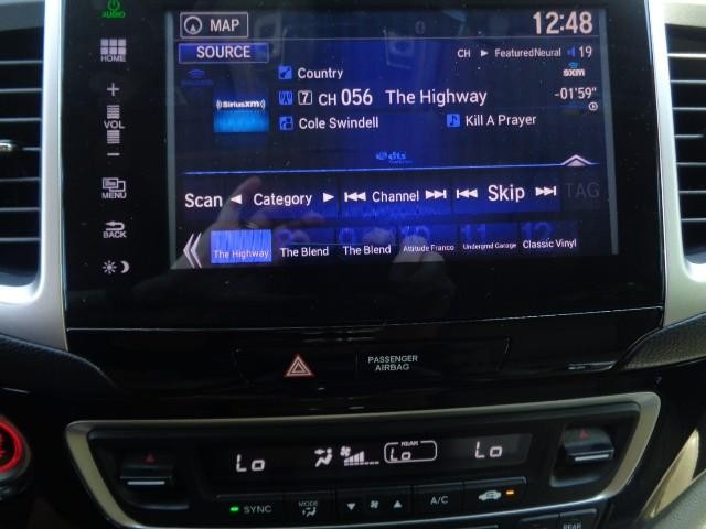 2016 Honda Pilot Elite image 26