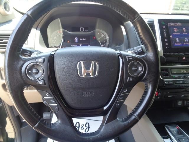 2016 Honda Pilot Elite image 30