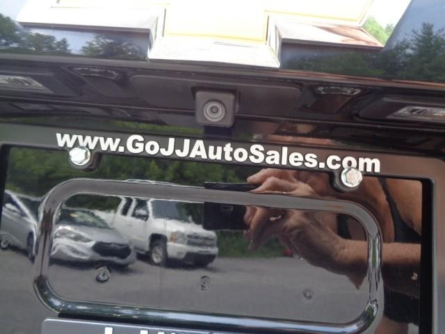 2019 Chevrolet Tahoe LT image 05