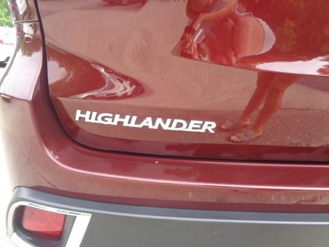 2017 Toyota Highlander Hybrid Limited image 06