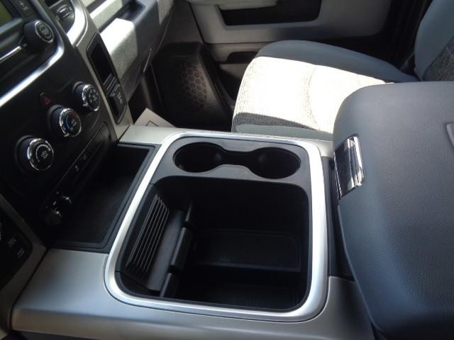 2015 Ram 1500 4WD Big Horn Crew Cab image 21
