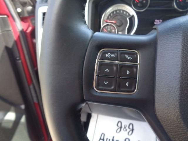 2015 Ram 1500 4WD Big Horn Crew Cab image 22