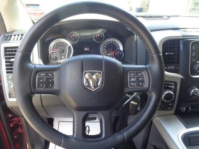 2015 Ram 1500 4WD Big Horn Crew Cab image 24