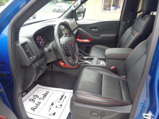2024 Nissan Frontier PRO-4X image 10