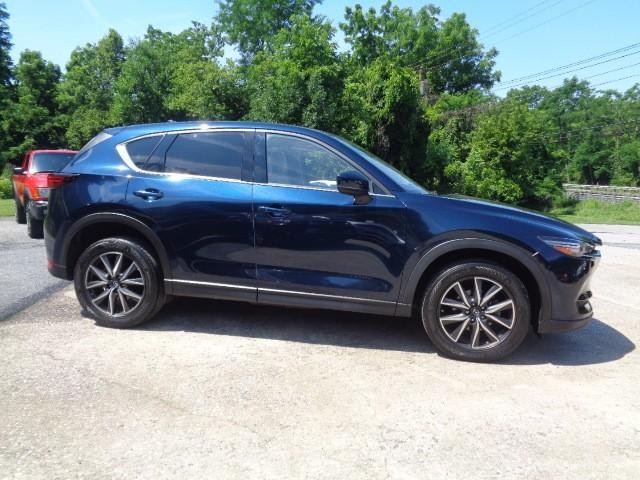 2018 Mazda CX-5 Grand Touring image 01