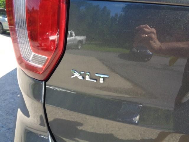 2018 Ford Explorer XLT image 07
