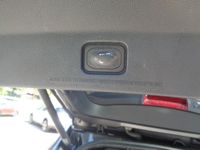 2018 Ford Explorer XLT image 09