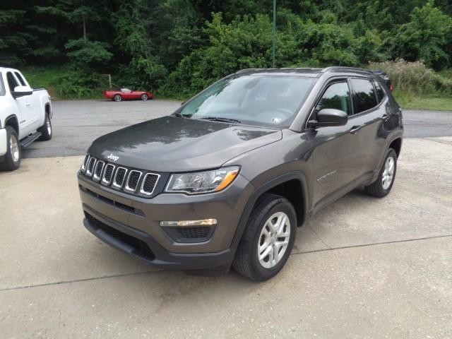 2018 Jeep Compass 4WD Sport image 02
