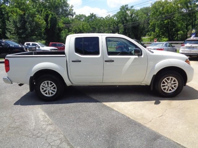 2018 Nissan Frontier SV V6 image 04
