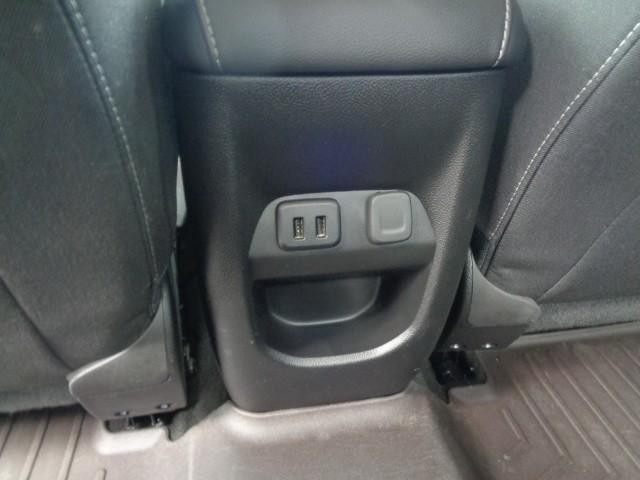 2018 Chevrolet Colorado 2WD LT Crew Cab image 12