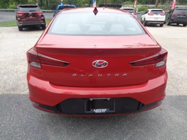2019 Hyundai Elantra Value Edition image 05