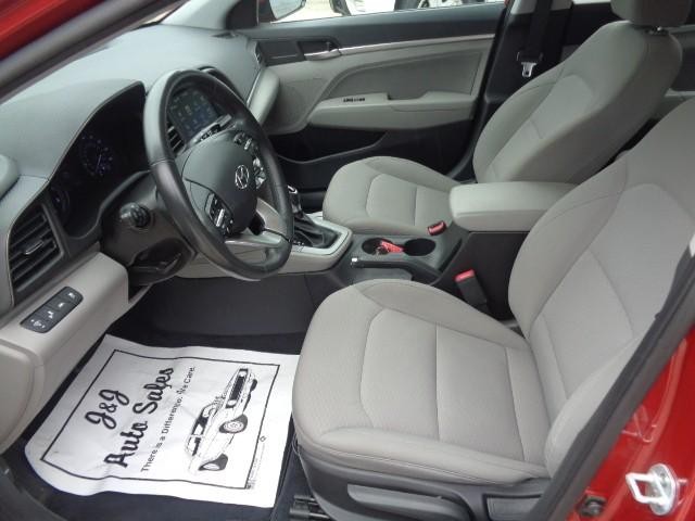 2019 Hyundai Elantra Value Edition image 08